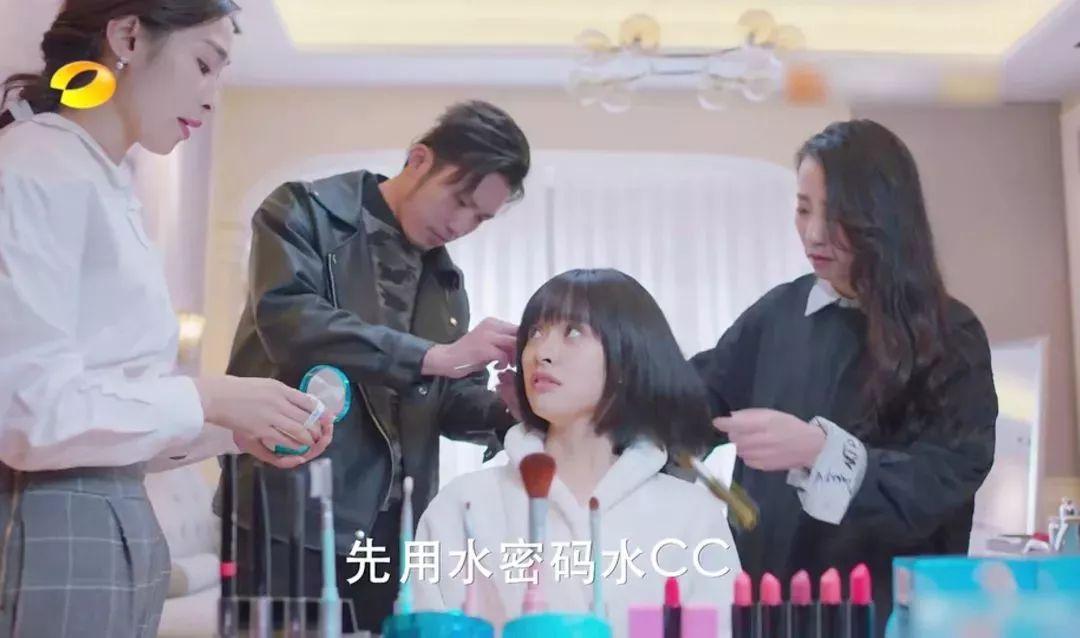 综艺花儿与少年·露营季中的杨幂与赵今麦，青春与成长的碰撞