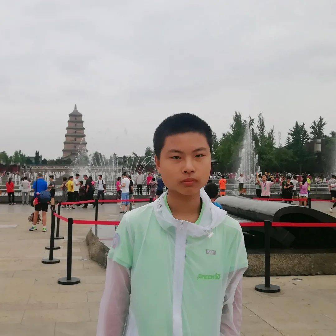 青春印记，赵今麦学生时期照片的时光回溯