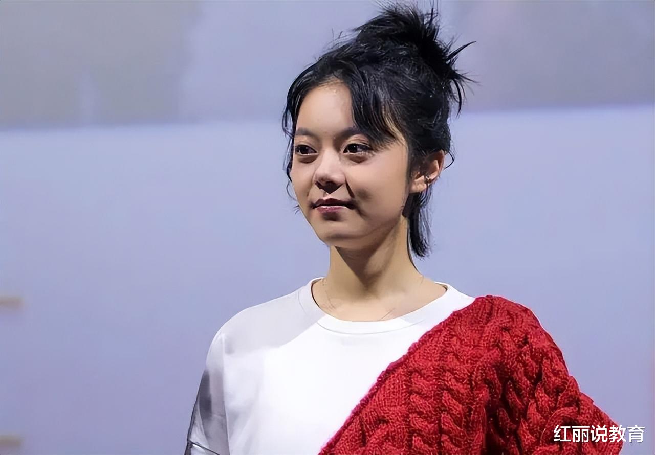 青春启航，赵今麦的大学之旅