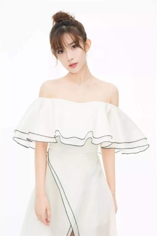 真实之姿，赵今麦的158cm与演艺世界的多彩画卷