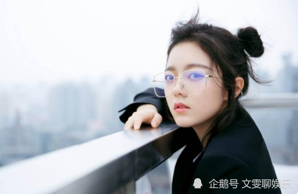赵今麦的青春魅力，从三围对照表看她的成长与蜕变
