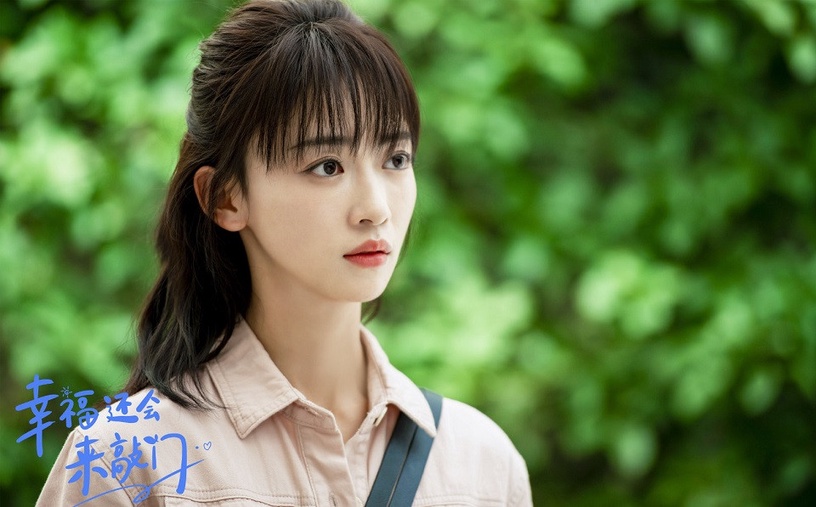 赵今麦与谭松韵，跨越时空的双生花之美