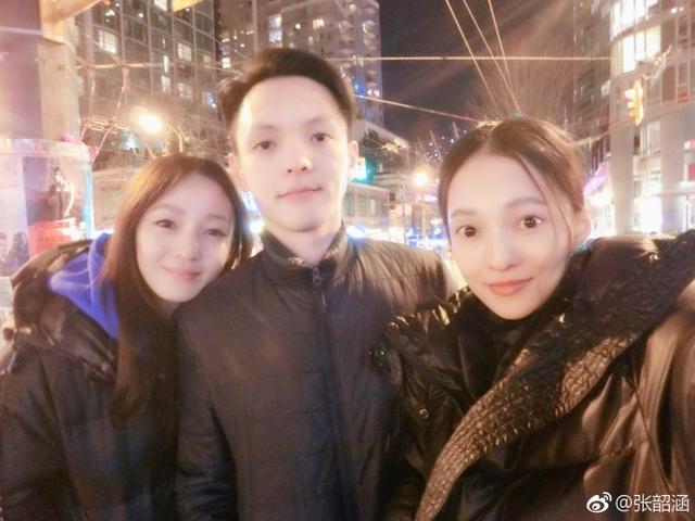 青春同框，赵今麦与郭俊辰的合照图片背后的故事