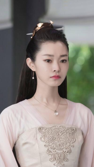 宋轶的隐秘情愫，她心中的那抹温柔——圈内人士的暗恋猜想