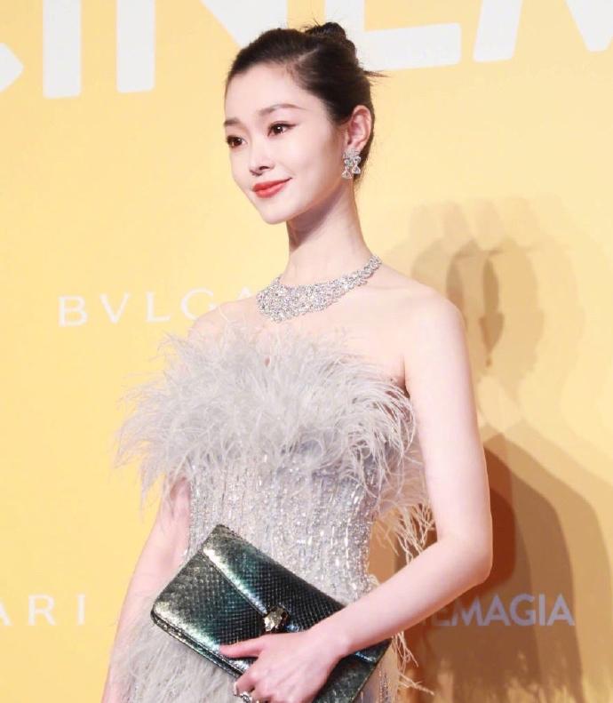 揭秘女星宋轶的身材秘密，优雅与健康的完美结合
