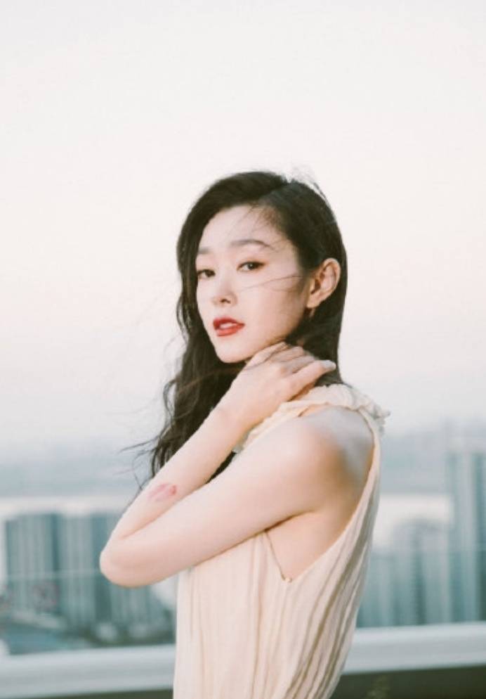 宋轶的腰为何如此纤细，揭秘背后的秘密与坚持