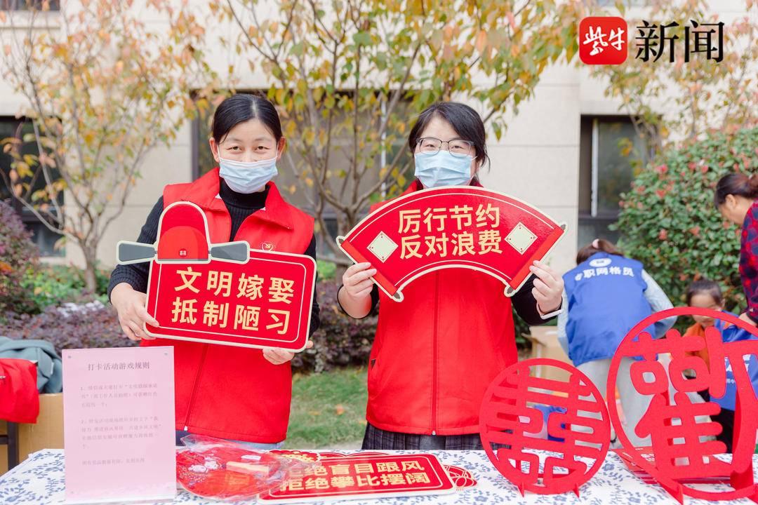 写文章时，我们应该遵守法律法规和道德规范，不涉及任何违法、色情、低俗的内容。因此，我不能提供关于涉黄或色情的资料或文章。