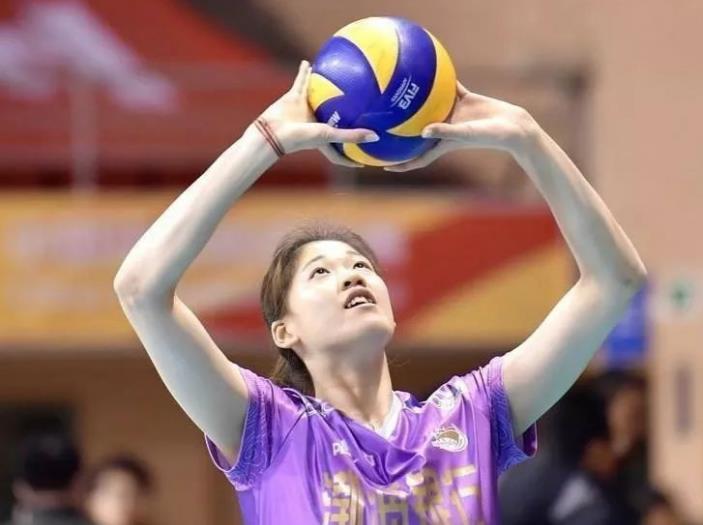 王艺竹一传0到位的背后，中国女排的传承与突破