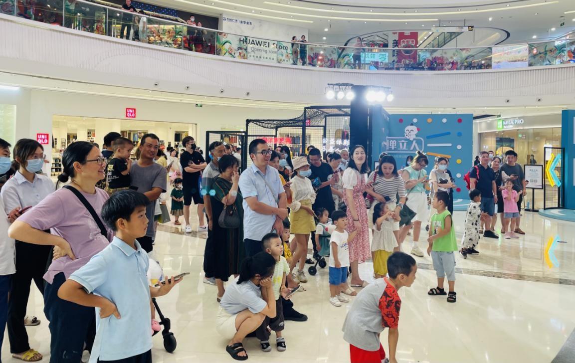 天空彩票，与你同行，共享免费资料大全的奇妙之旅天空彩票与你同行免费报码