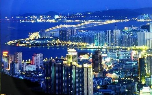 探索2035年澳门新风貌，全面解析免费彩色资料大全的未来趋势澳门精选免费资料大全321期