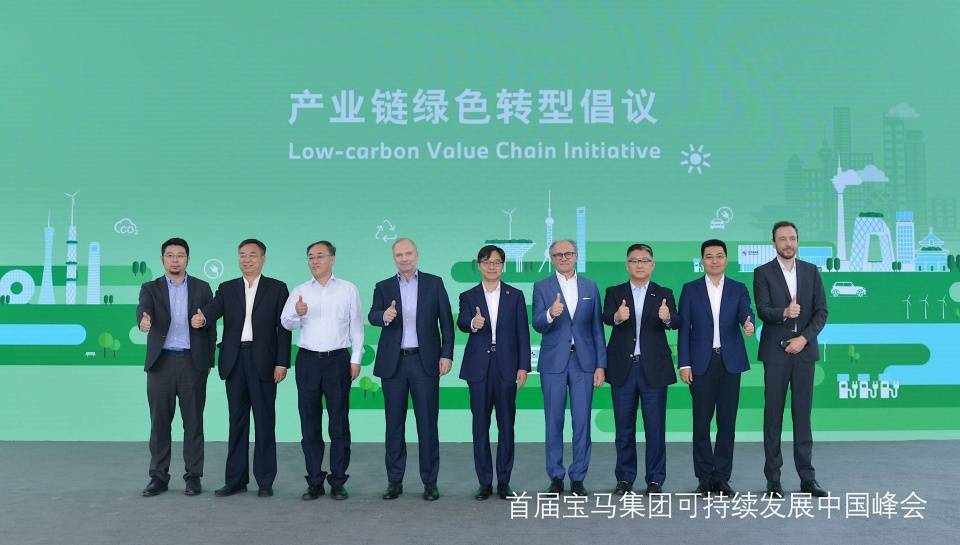 2035年新澳的未来管家，探索智能生活的新篇章