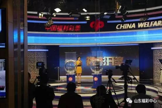 现场直播，见证双色球开奖的每一刻双色球开奖直播视频最新