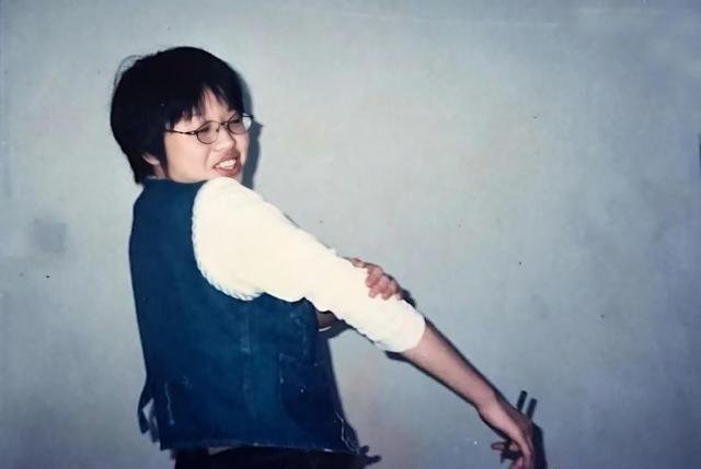 揭秘小富豪心水论坛，财富智慧与人生哲学的交汇点富豪小镇官方正版下载领红包
