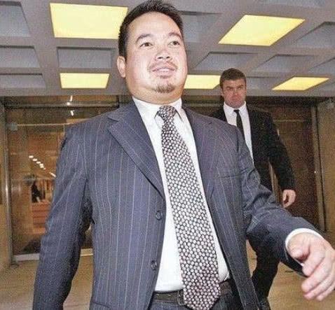 澳门六爷分析师,揭秘背后的神秘人物与传奇故事澳门六叔可靠吗?