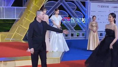 澳门六爷,揭秘分析师视频的背后过程澳门六爷分析师视频全部过程在线观看