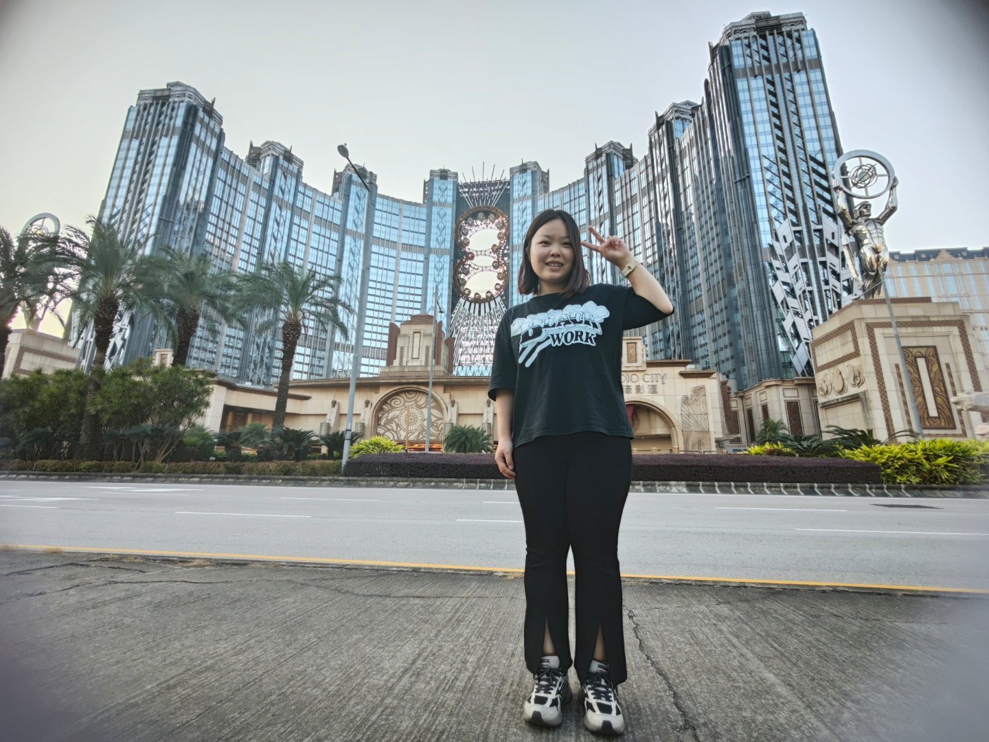 澳门六姐图片大全集高清版最新一期